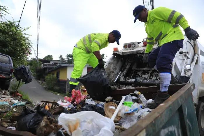 El diputado Luis Eduardo Camacho señaló que la crisis de la basura en San Miguelito es un problema de larga data que requiere acciones inmediatas