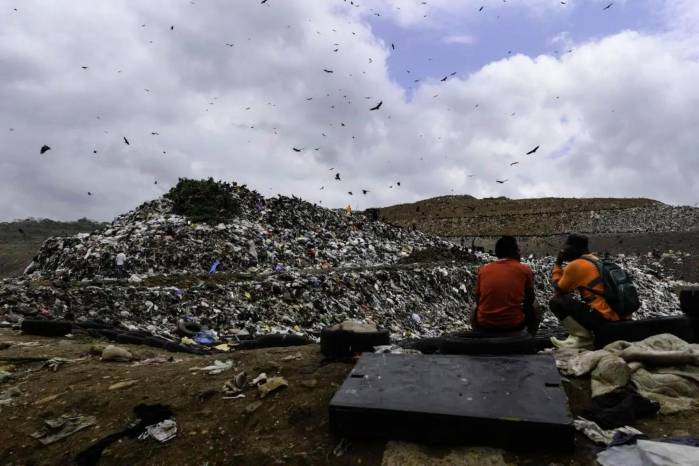 El vertedero de Cerro Patacón sigue siendo foco de contaminación y riesgo sanitario para las comunidades cercanas.