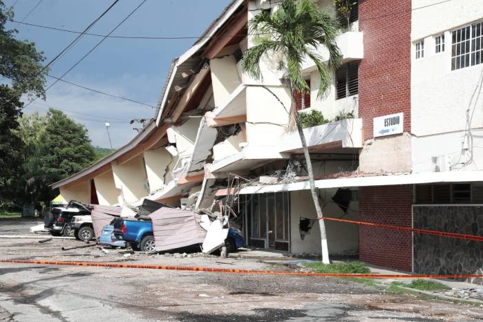 El hotel Dos Continentes colapsó parcialmente.
