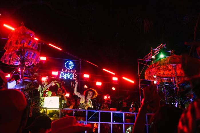 La música electrónica fue el punto de partida del festival.