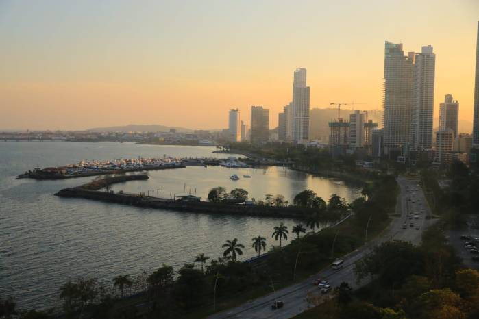 El IMHPA también advierte que los índices de radiación UV-B estarán entre moderados y muy altos en ambas vertientes durante la mañana y la tarde.