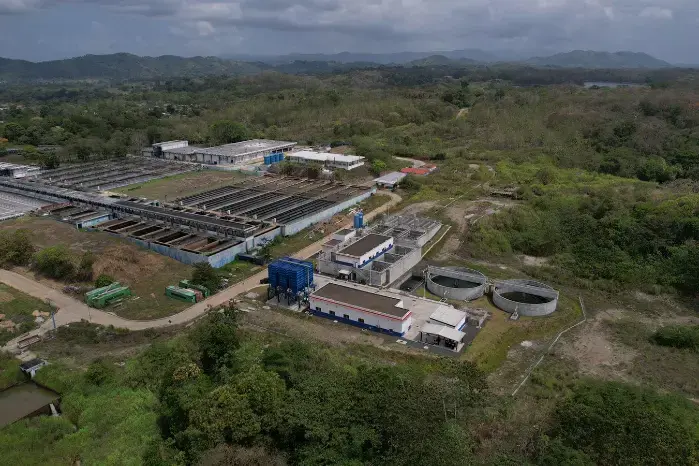 La potabilizadora Federico Guardia Conte vuelve al 100% tras trabajos en Lago Alajuela. El Idaan pide uso racional del agua mientras avanza la recuperación del sistema.