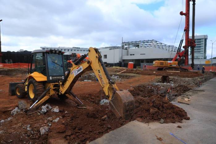 El nuevo edificio contará con cuatro pisos de consulta externa, sala de quimioterapia, farmacia oncológica, laboratorios, banco de sangre y áreas administrativas.