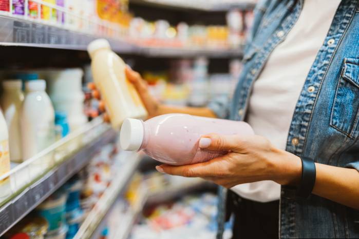 La entrada de productos lácteos terminados y sucedáneos impacta negativamente a los ganaderos y la industria.