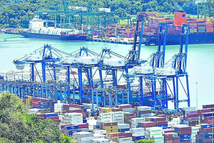 El puerto de Balboa, ubicado en Ciudad de Panamá, forma parte de los dos puertos panameños que están siendo vendidos por CK Hutchison.