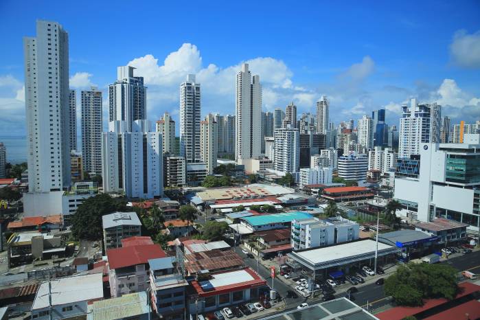 Moody’s reafirma el grado de inversión y la UE saca a Panamá de su lista gris, reflejando el resultado de años de trabajo institucional y compromiso con las reformas fiscales.