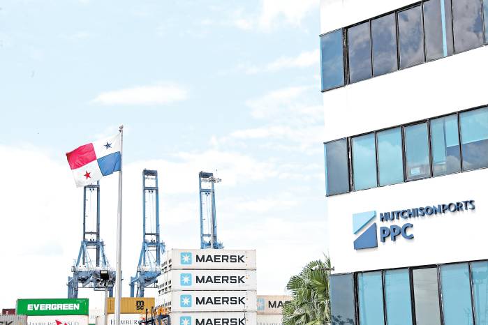 Los puertos de Cristóbal y Balboa pasan a nueva administración.