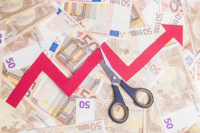 El Minsa deberá distribuir los fondos disponibles entre proyectos de infraestructura, atención primaria, saneamiento, medicamentos y transformación digital.