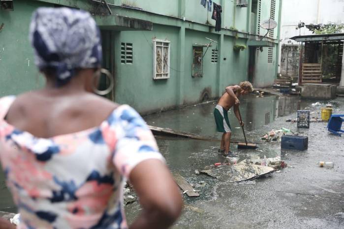 Crisis del agua: Cortes en la ciudad y aguas negras desbordadas en Cabo Verde