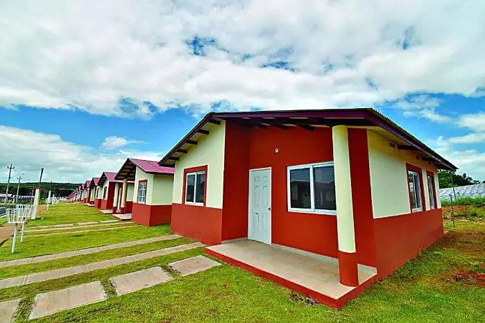 Convenio entre Caja de Ahorros y Banco Nacional busca fortalecer el mercado hipotecario.