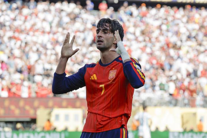 Ferrán Torres de España celebra un gol este domingo, en la final del Mundial de la FIFA 2026 entre España y Argentina en el estadio MetLife en East Rutherford (NJ, EE.UU.).