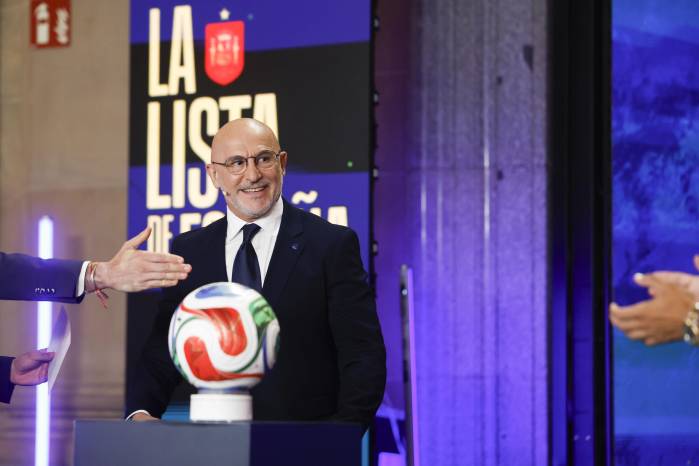 El seleccionador español de fútbol, Luis de la Fuente, durante la rueda de prensa ofrecida para dar a conocer la lista de convocados para el Mundial de 2026.