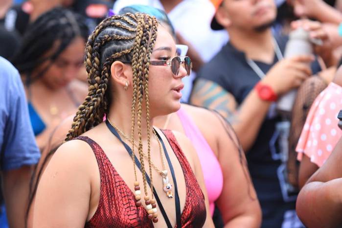 Las trenzas son las protagonistas de estos carnavales