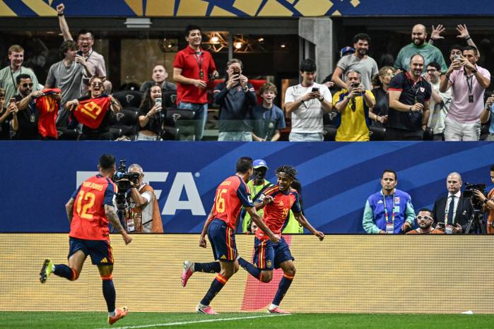 Partido de Arabia Saudita vs España en el Grupo H