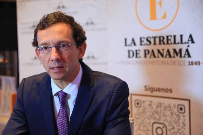 El asesor en política pública y experto en comercio exterior, Leroy Sheffer