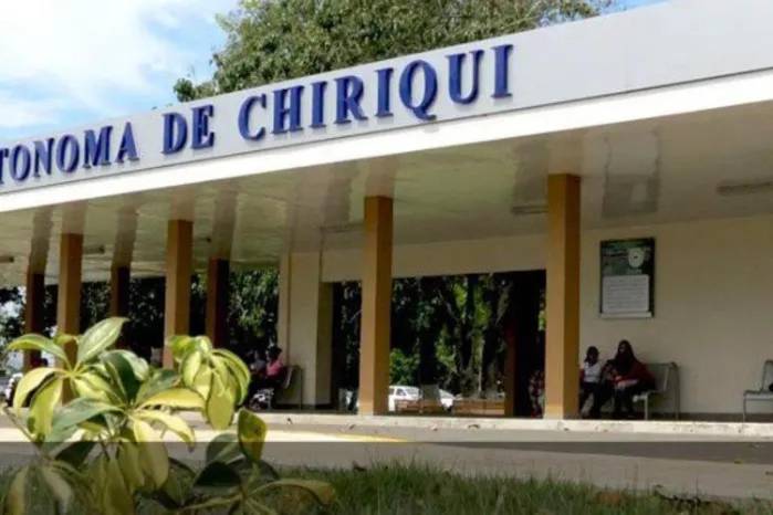 Más de 22 mil estudiantes dependen de la Unachi, que enfrenta un escenario presupuestario adverso.