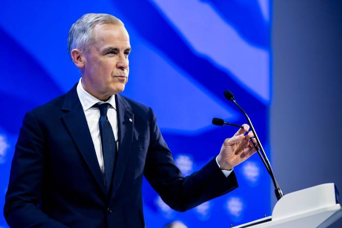 Aristegui citó el discurso del primer ministro canadiense Mark Carney como una forma poderosa de ejercer la palabra.