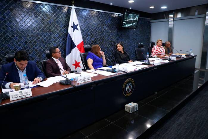 Comisión de Credenciales inicia trámite para suplentes de la Corte Suprema.