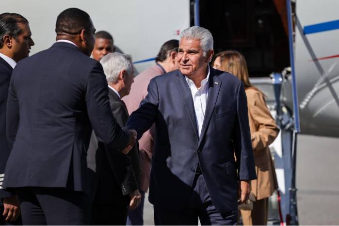 El mandatario participará como invitado de honor en un debate organizado por el BID, que contará con la presencia de jefes de Estado de Uruguay, Chile, Guatemala, Honduras y Surinam.