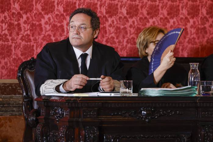 El fiscal general está acusado de filtrar a los medios un correo confidencial de una investigación por fraude fiscal contra el empresario Alberto González Amador.