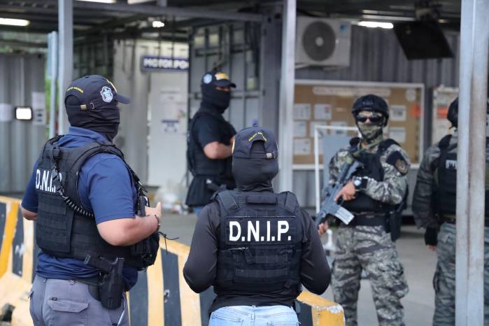 Según la Policía Nacional, las pesquisas buscan ahora identificar la totalidad de las responsabilidades.