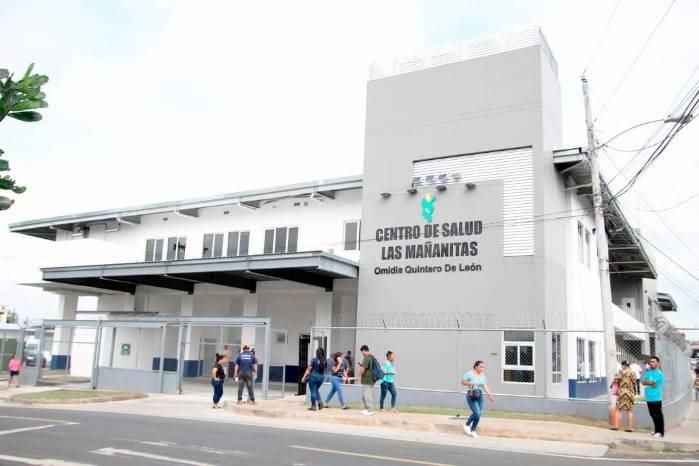 Durante su comparecencia en la Asamblea, el ministro de Salud defendió la objeción del Ejecutivo al proyecto que buscaba ampliar el horario de atención en centros de salud.