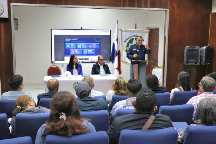 Capacitan a funcionarios para reducir el consumo energético en instituciones públicas