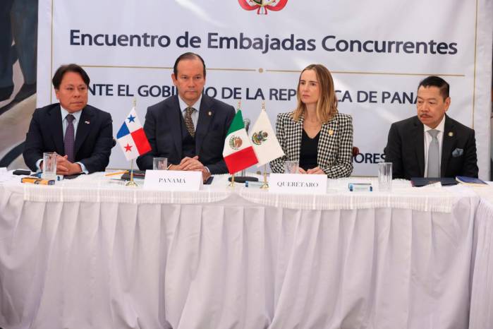 El canciller Javier Martínez-Acha encabezó el Primer Encuentro de Embajadores Concurrentes acreditados ante Panamá, realizado en Ciudad de México.