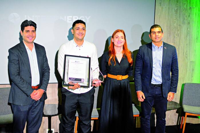 Más de 16 empresas panameñas recibieron sus certificados I-REC