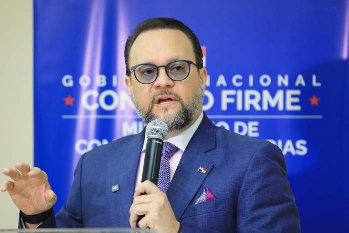 Moltó recordó que desde diciembre de 2023 el costo acumulado del mantenimiento supera los 360 millones de dólares.