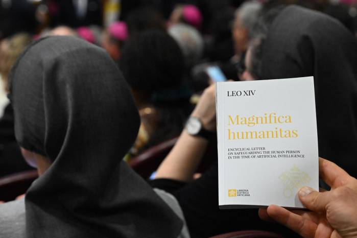 La portada de la encíclica ‘Magnifica humanitas’.