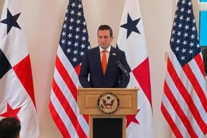 El diplomatico afirmó que China estaría intentando castigar a Panamá tras el fallo de la Corte Suprema relacionado con Panama Ports Company.