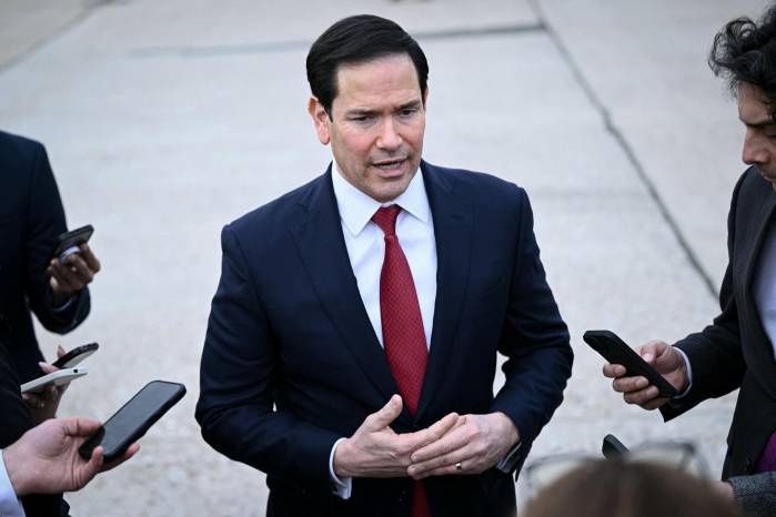 Marco Rubio advirtió que acciones de China contra buques con bandera panameña podrían afectar el comercio internacional y aumentar las tensiones geopolíticas.