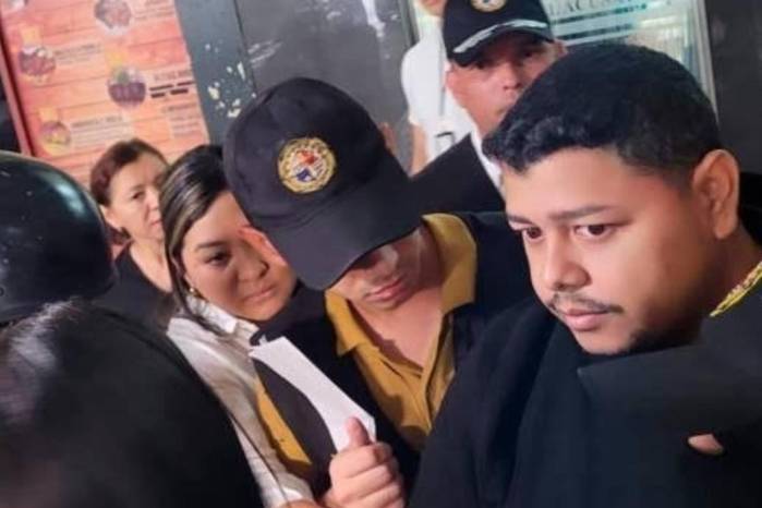 Luego de permanecer 17 meses bajo detención provisional en un centro penitenciario, Pineda recibió la medida de detención domiciliaria