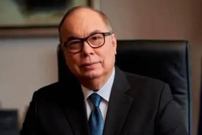 Aprehenden a Enrique Lau Cortés, exdirector de la Caja del Seguro Social