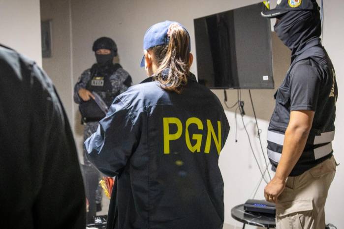 Durante los operativos, las autoridades ubicaron indicios que estarían relacionados con la investigación.