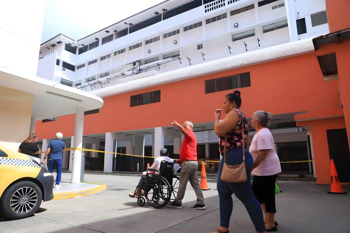 En el Hospital Santo Tomás fueron reubicados 405 pacientes de hemodiálisis que recibían atención en la antigua maternidad.