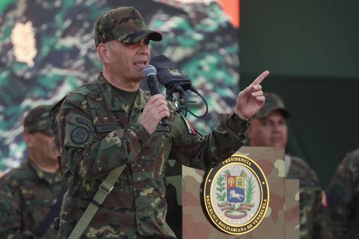El ministro de Defensa de Venezuela, Vladimir Padrino López, en una fotografía de archivo.