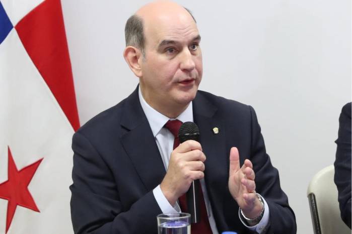 Chapman dijo que ‘lo que ha ocurrido hoy levanta sanciones, costos y fricciones financieras’.