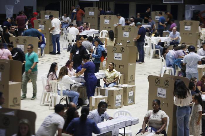 Según la Registraduría Nacional, que organiza las elecciones, 41.287.084 colombianos estuvieron habilitados para votar.
