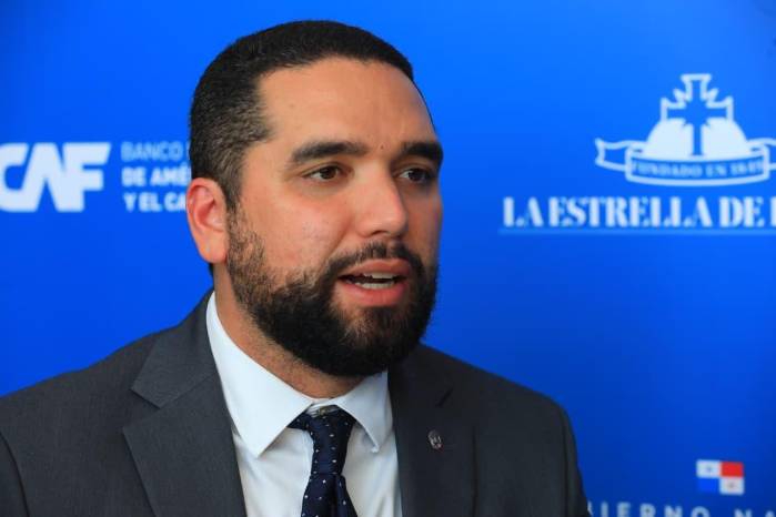 Roberto Zúñiga, jefe de bancada de Vamos.