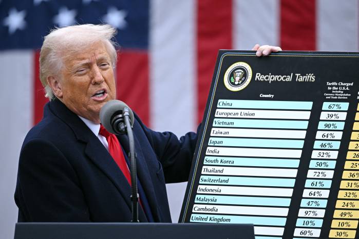 Trump espera que la Corte Suprema, de mayoría conservadora, intervenga para poder seguir adelante con su política.