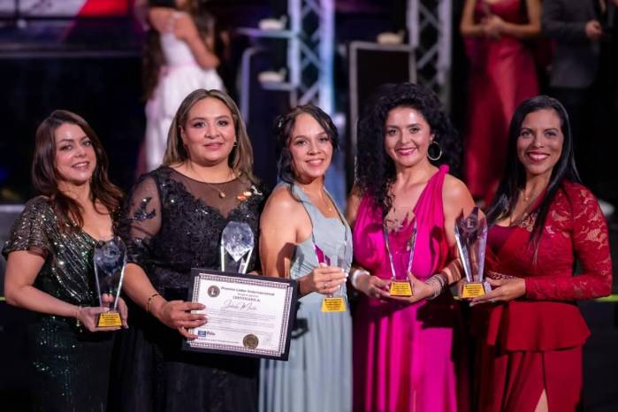 Khadine Smith, la panameña reconocida con el Premio Líder Internacional por su trayectoria y liderazgo
