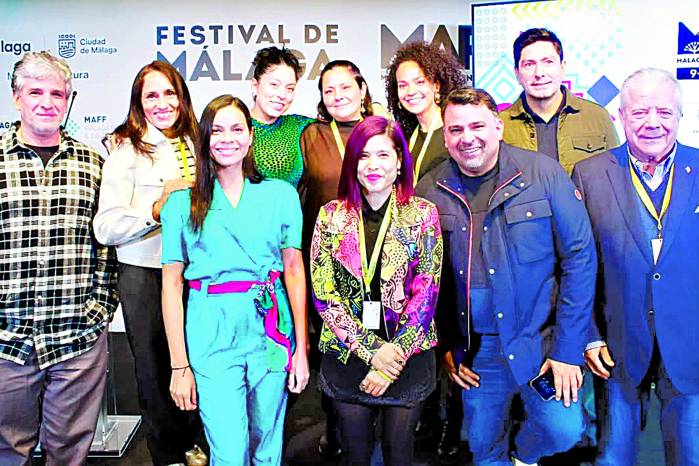 La delegación panameña estuvo formada por una decena de cineastas nacionales, así como por personal diplomático panameño y por los Ministerios de Cultura y de Comercio e Industrias.