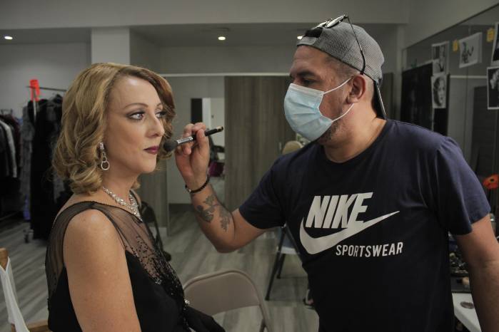 Gabriela Gnazzo interpreta a Madame Bijou.