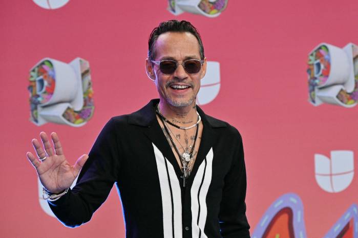 El compositor, cantante y actor estadounidense Marc Anthony asiste a la 22.ª edición de los Premios Juventud en el Centro de Convenciones Figali de la Ciudad de Panamá, el 25 de septiembre de 2025.