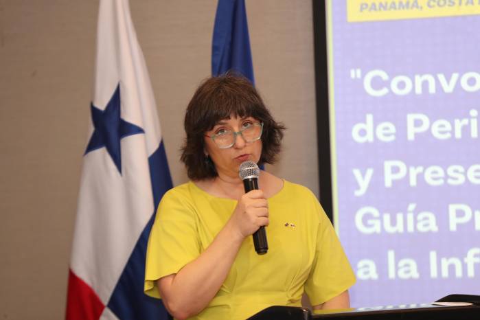 La embajadora de la Unión Europea en Panamá Isabela Mateusz subrayó que con la guía se busca fortalecer las políticas en torno a la transparencia.