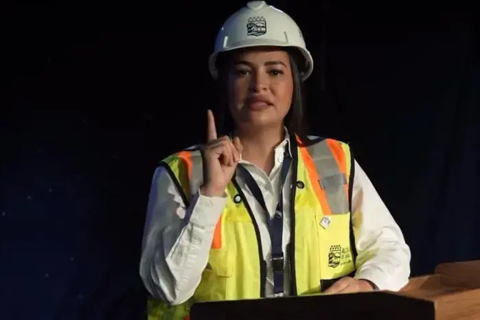 Peñalba reiteró su compromiso de defender los derechos de la comunidad.