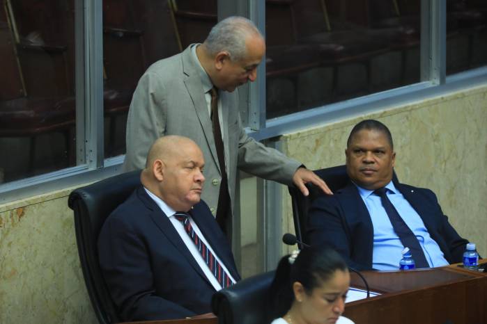 Gremios empresariales cuestionan cambios a reformas electorales