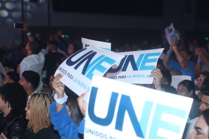 El anuncio del nuevo partido genera choque de posturas sobre su impacto en el mapa político.